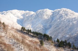 銀山新雪（星義廣氏撮影）